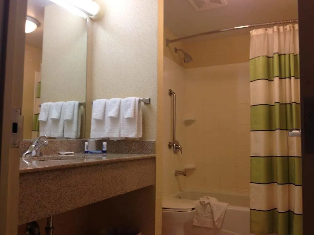 Hotel Fairfield Inn By Marriott New York Laguardia Airport/Flushing
